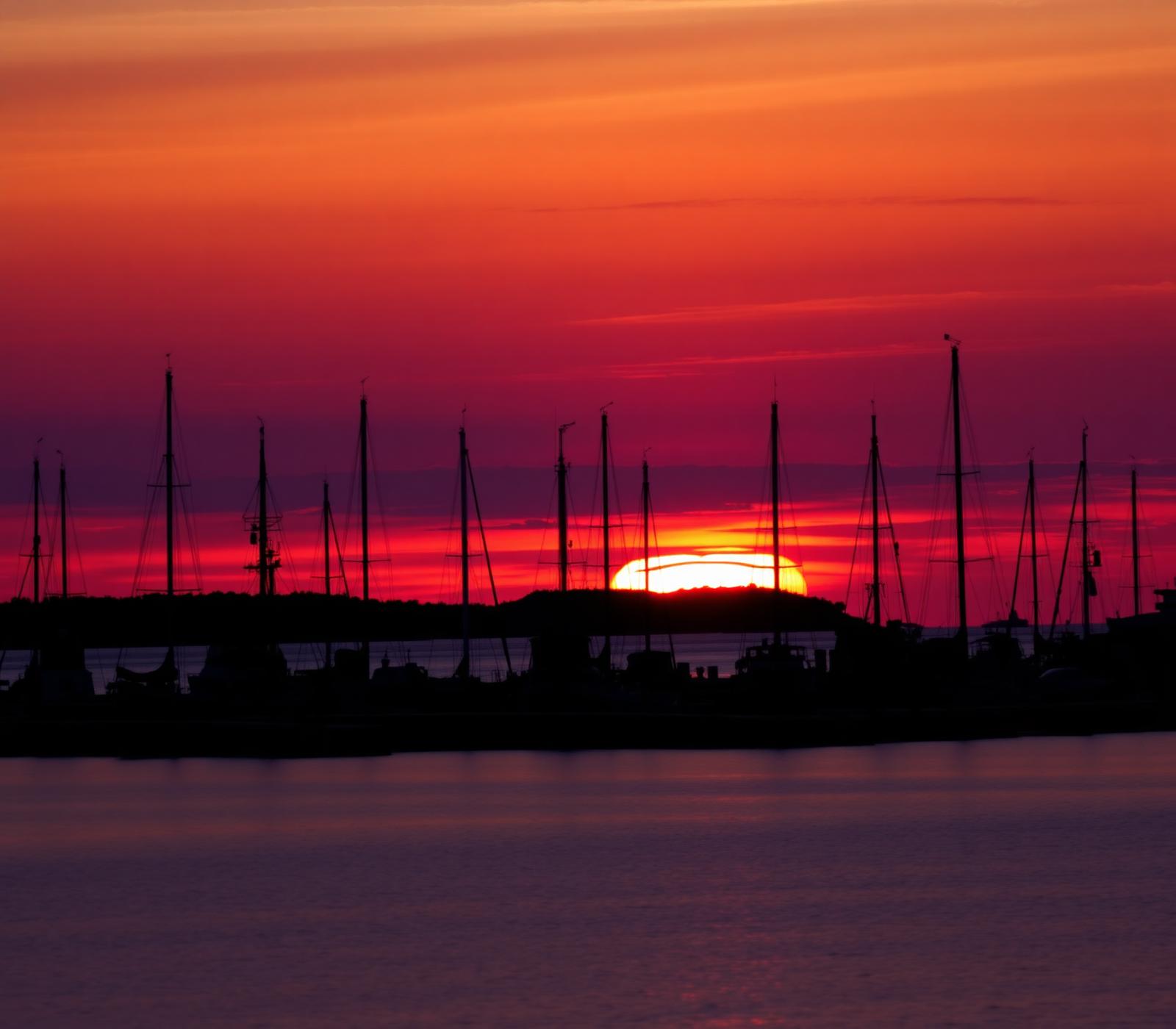 Coucher de soleil sur le port de Carteret
